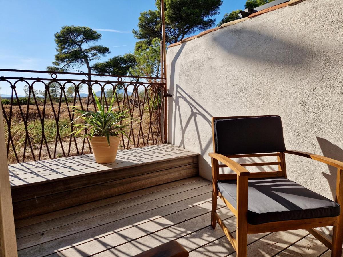 Les Flamants Roses De La Capte T3 Hyeres Exterior photo